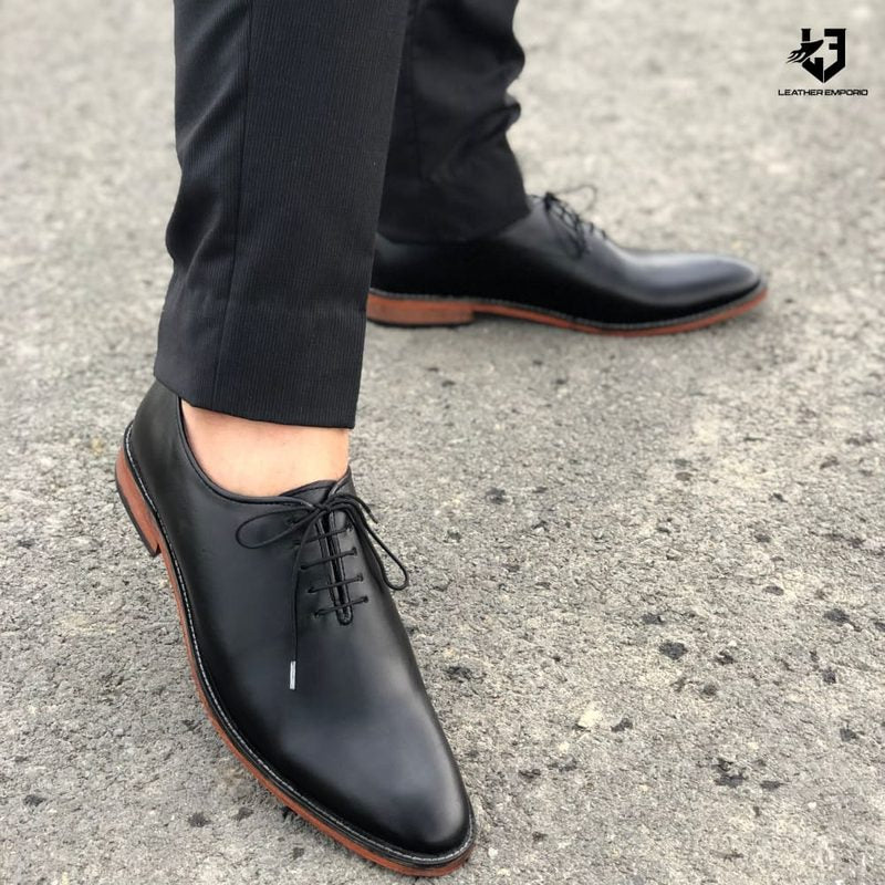 Le Pure Leather Handmade Wholecut Black-111 Formal Shoes
