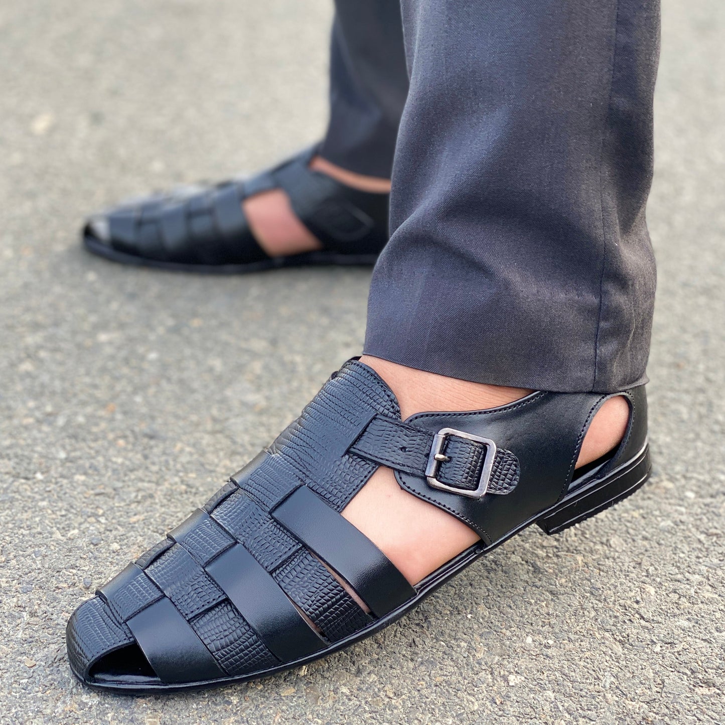 LE Peshawari Glades Black Sandal WJ 361