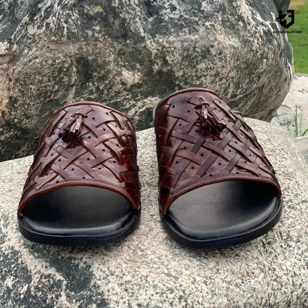 Le Handmade Pure Leather Cross Tussle-Ch13 Chappal