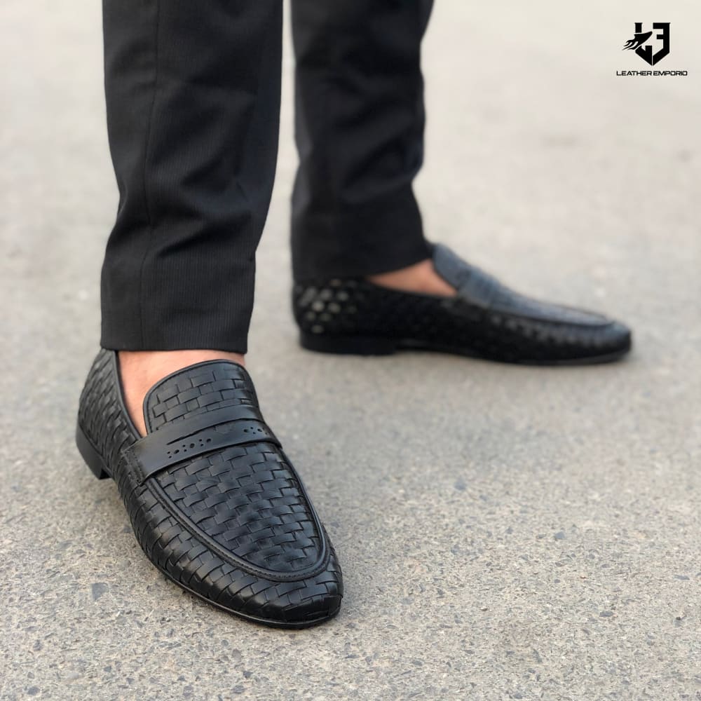 Le Pure Leather Handmade Woven Black-103 Formal Shoes